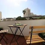Avec Piscine - Apartamento