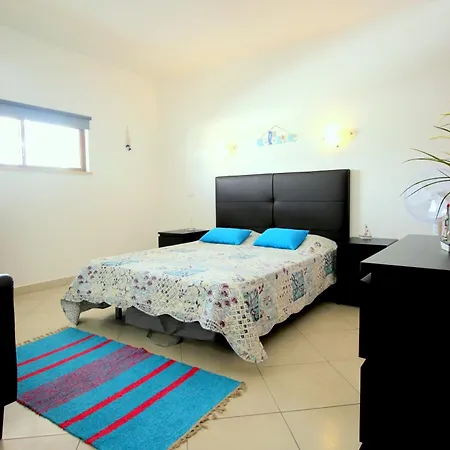 Avec Piscine - Apartamento